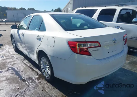 2013 Toyota Camry Le из США, поврежденный, VIN 4T4BF1FKXDR321873